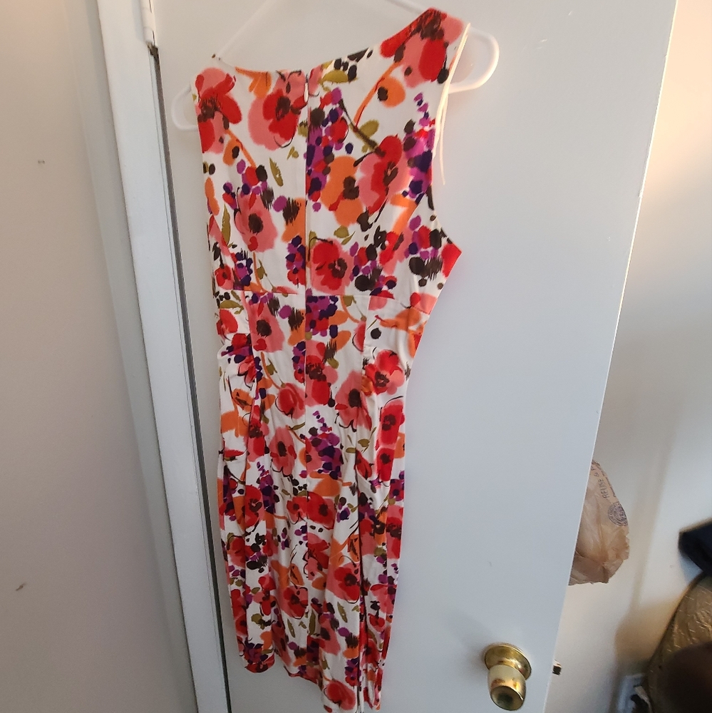 Floral Sleeveless Dress London Times Size 8 VNeck Dress
